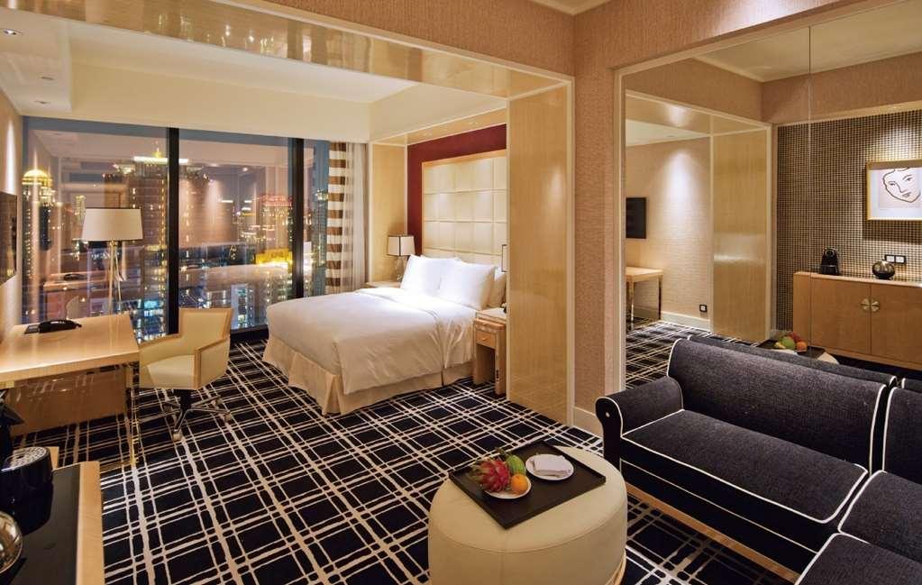 The Lin Hotel Taichung Room photo A suite at the hotel