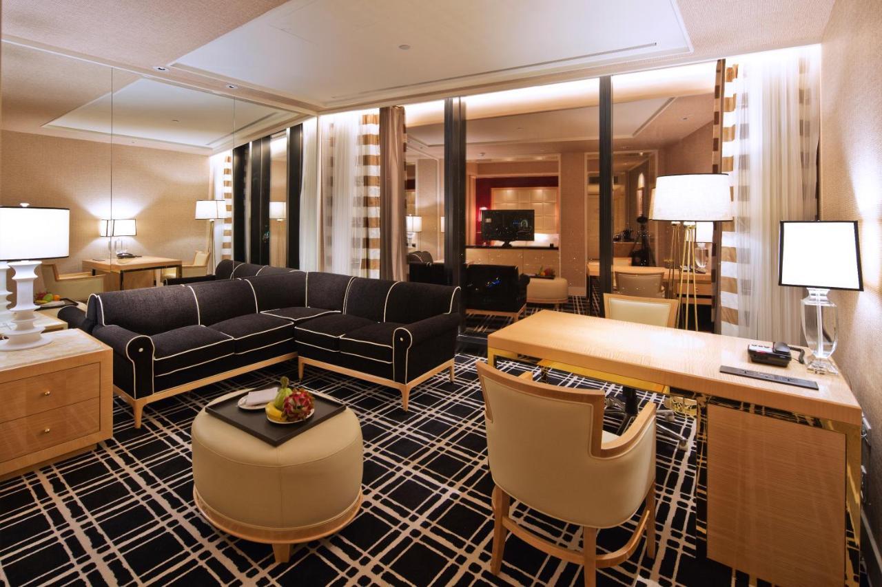 The Lin Hotel Taichung Exterior photo The interior of a suite at the Mandarin Oriental, Seoul