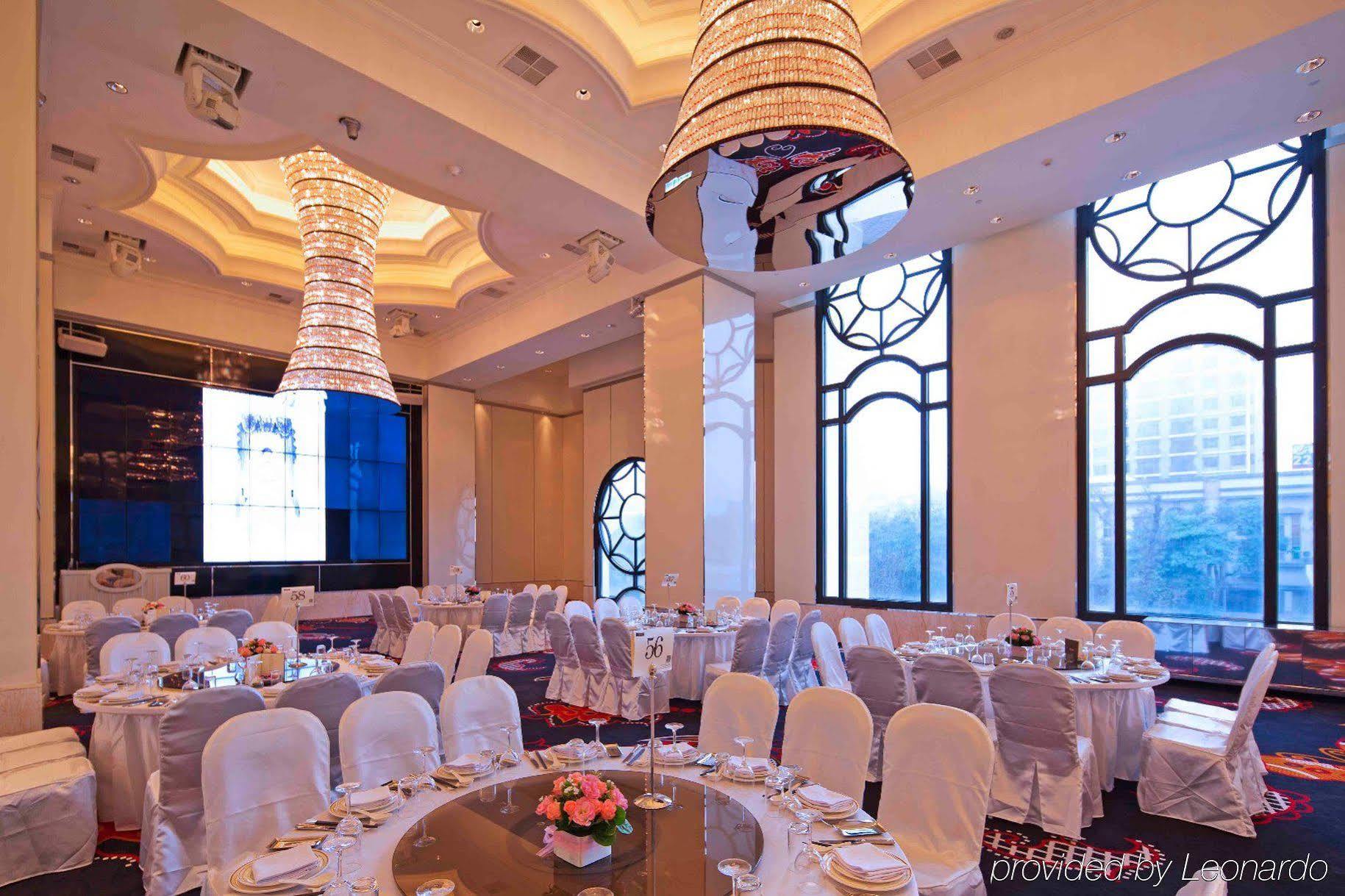 The Lin Hotel Taichung Exterior photo The ballroom