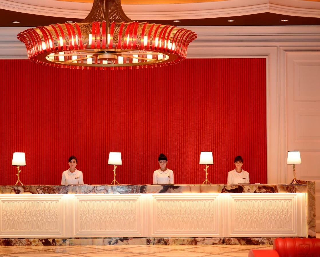 The Lin Hotel Taichung Exterior photo